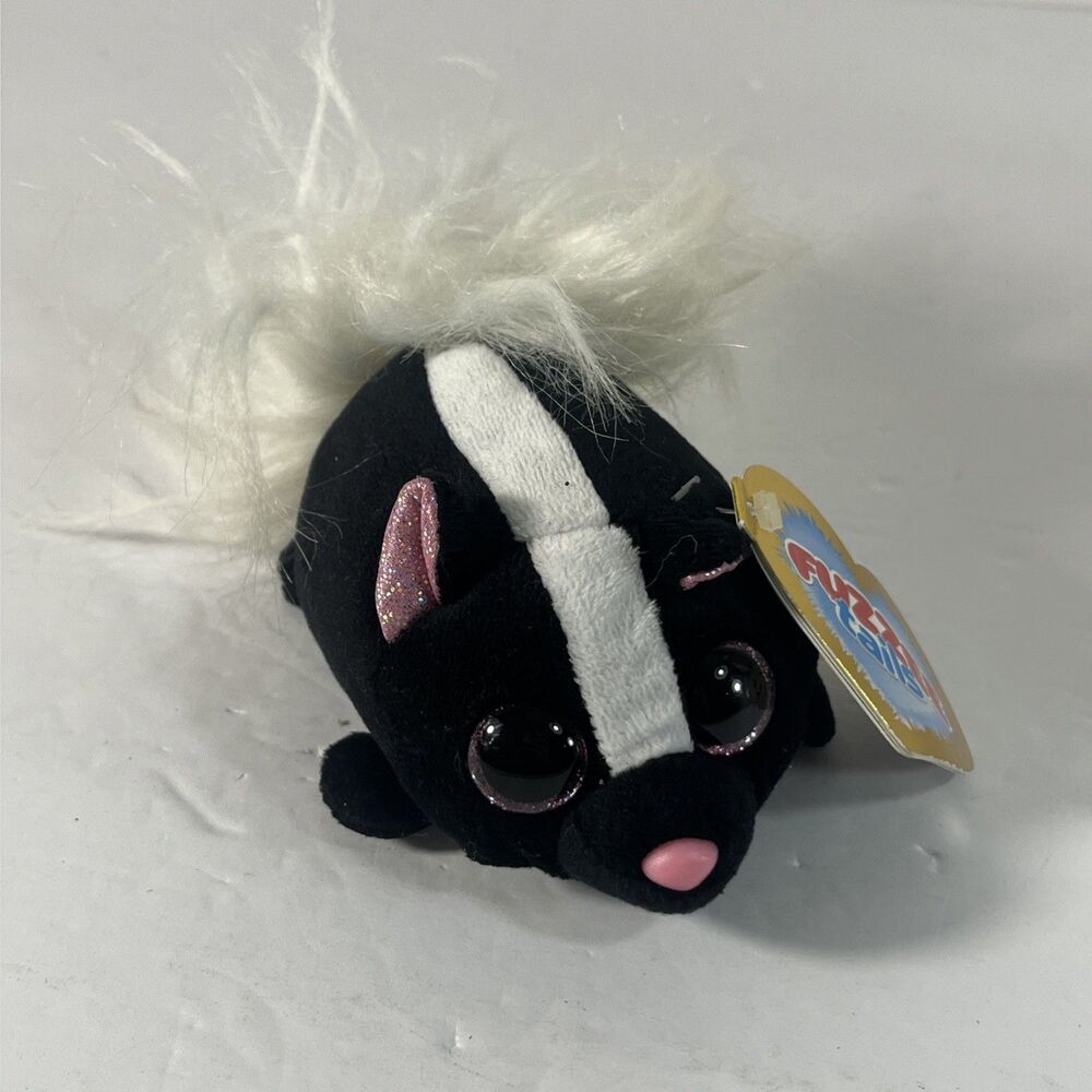 Fuzzee Tails 4” Plush Stinker The Skunk Stuffed Animal NWT